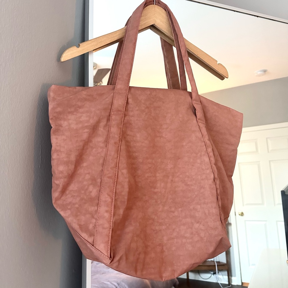 BAGGU cloud bag in terracotta